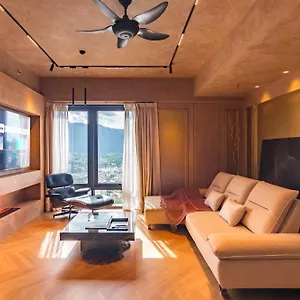 Tropicana 218 By Airlevate Apartahotel George Town